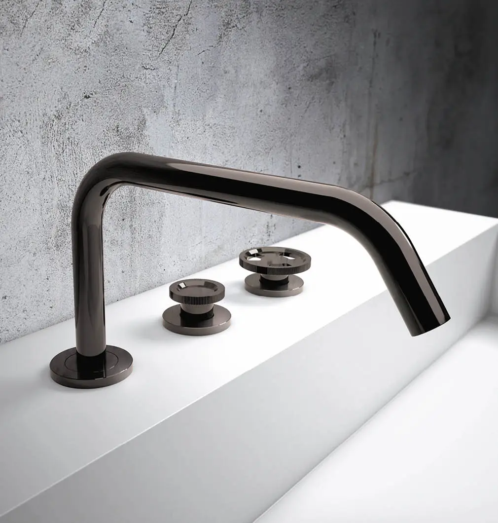 Rubinetto tre fori a top, PVD carbon lucido – TIB12