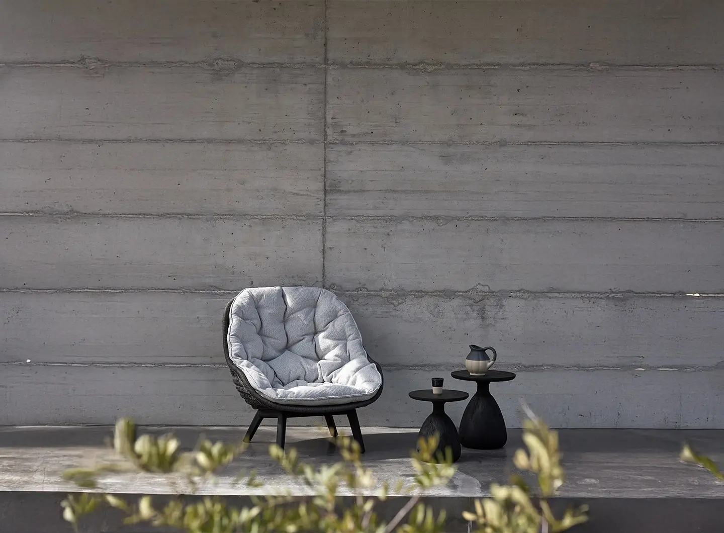 Sandua High Back Lounge Chair
