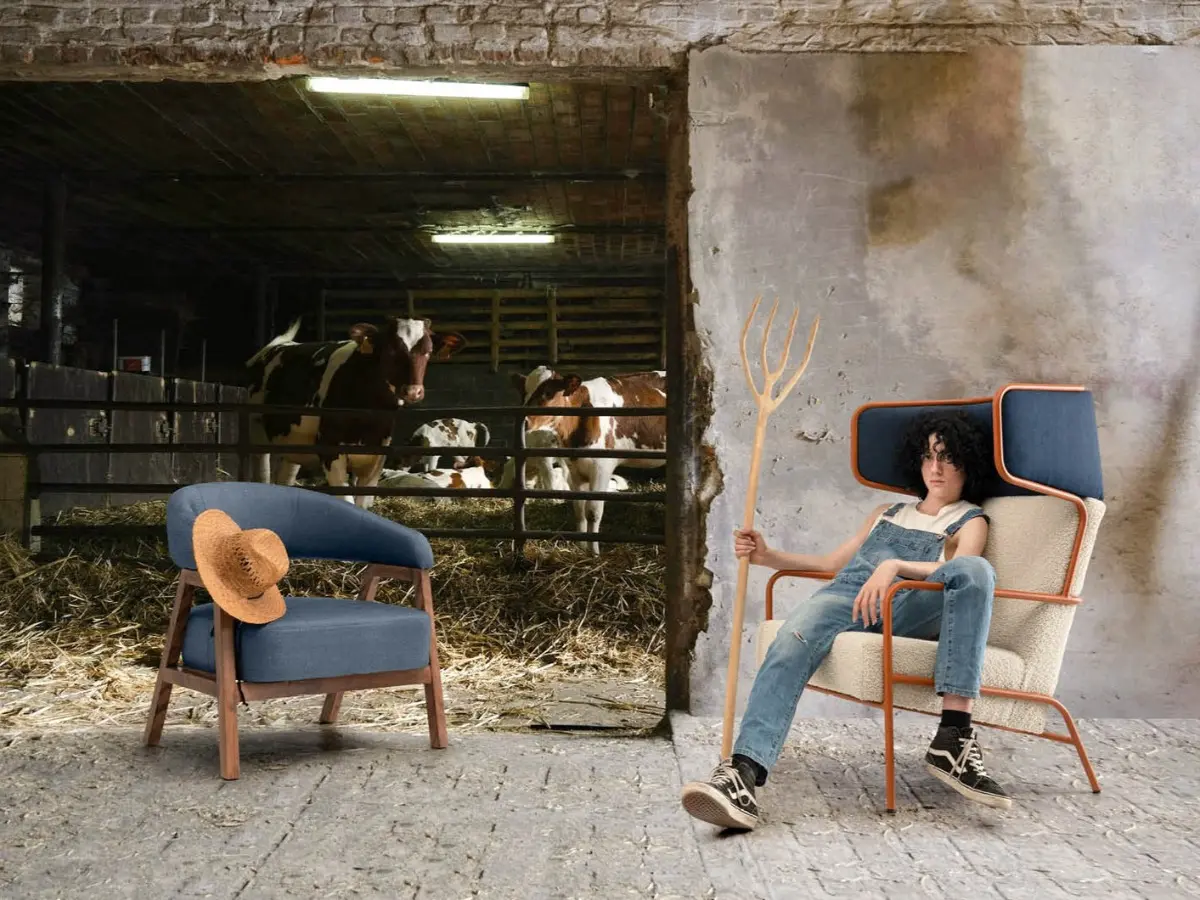 Casual Vee chair