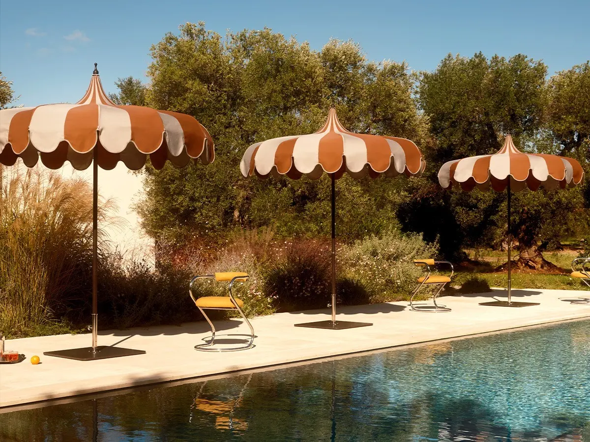 CREMA OUTDOOR - iconic Pagoda