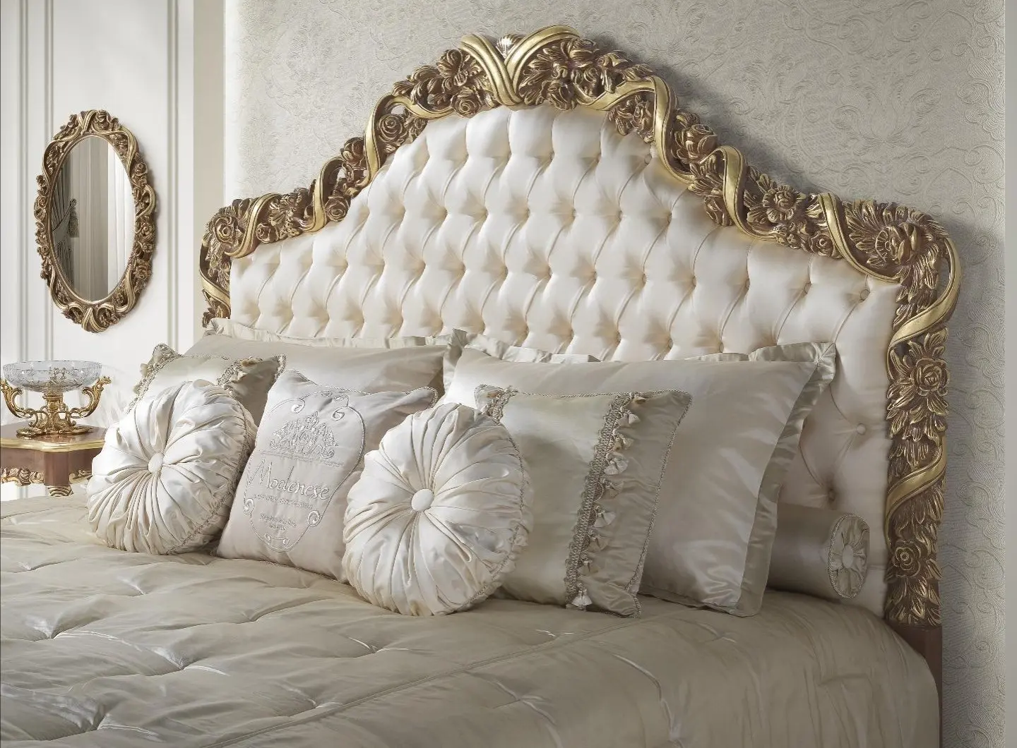 Bed_Royal.jpg