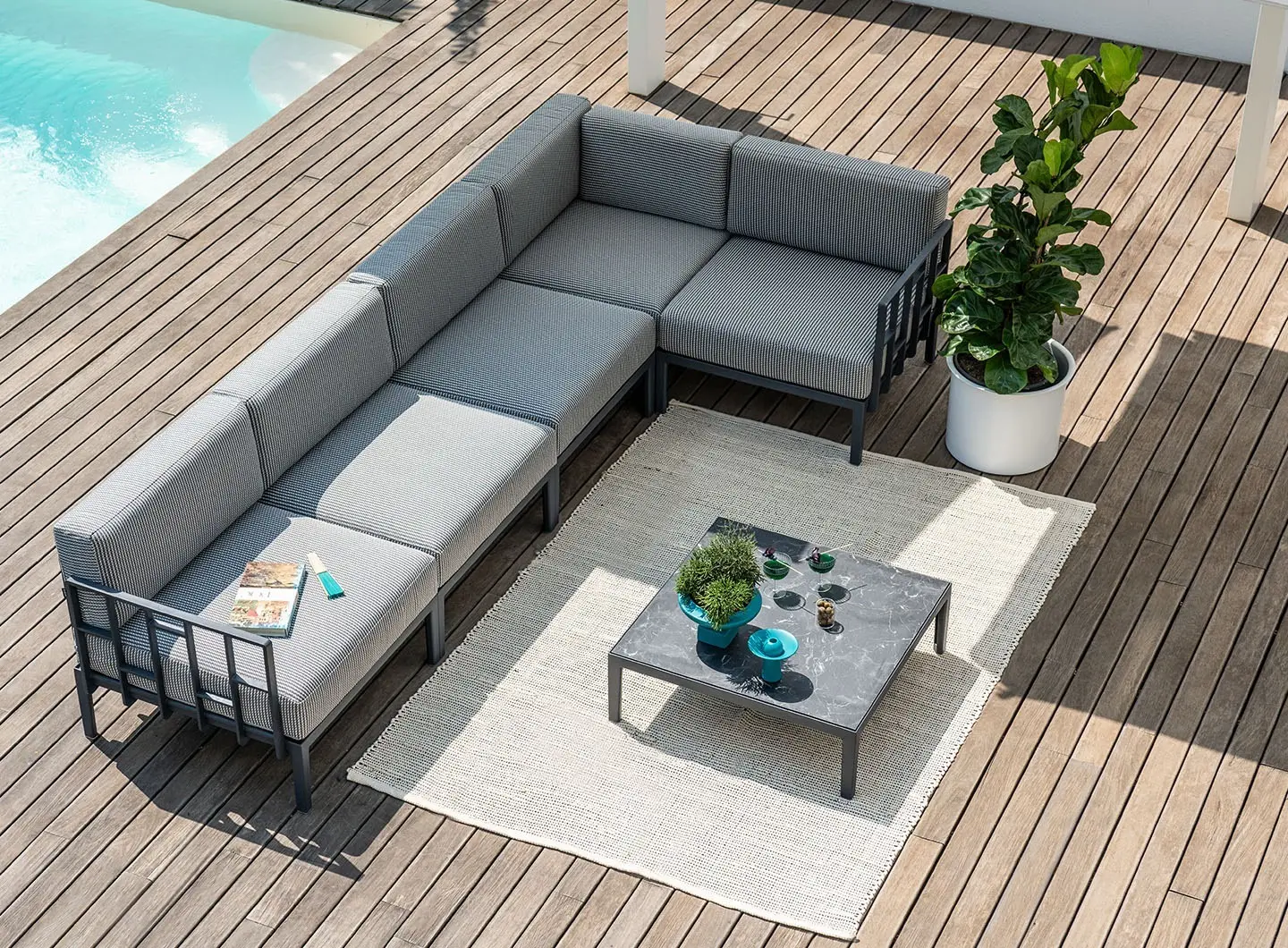 Meridius Planter
