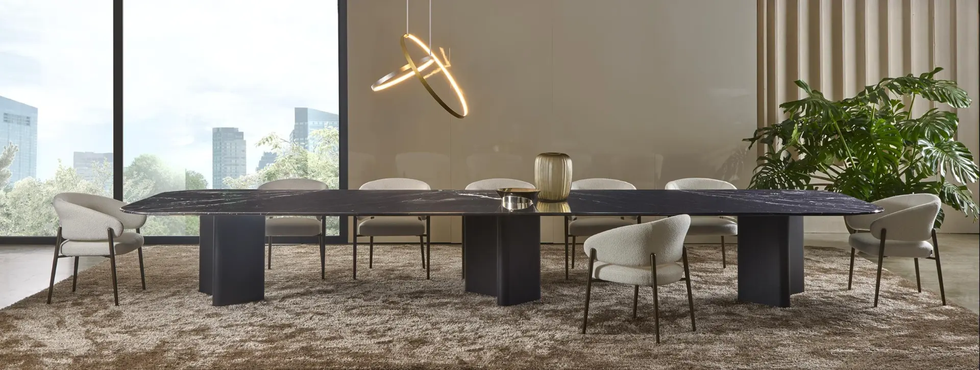 img040_Onno_Dining_Table.jpg