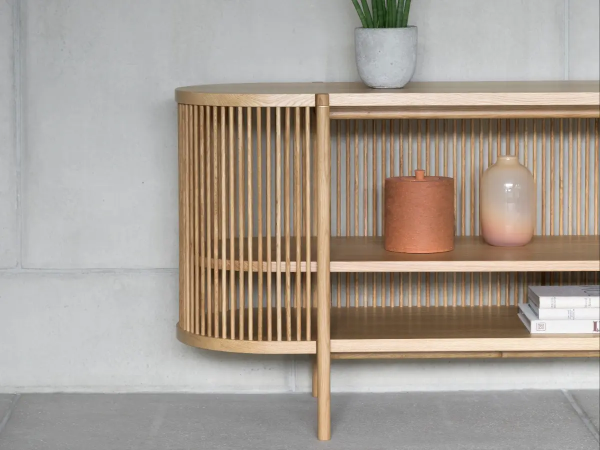 N I K A R I - Bastone Sideboard