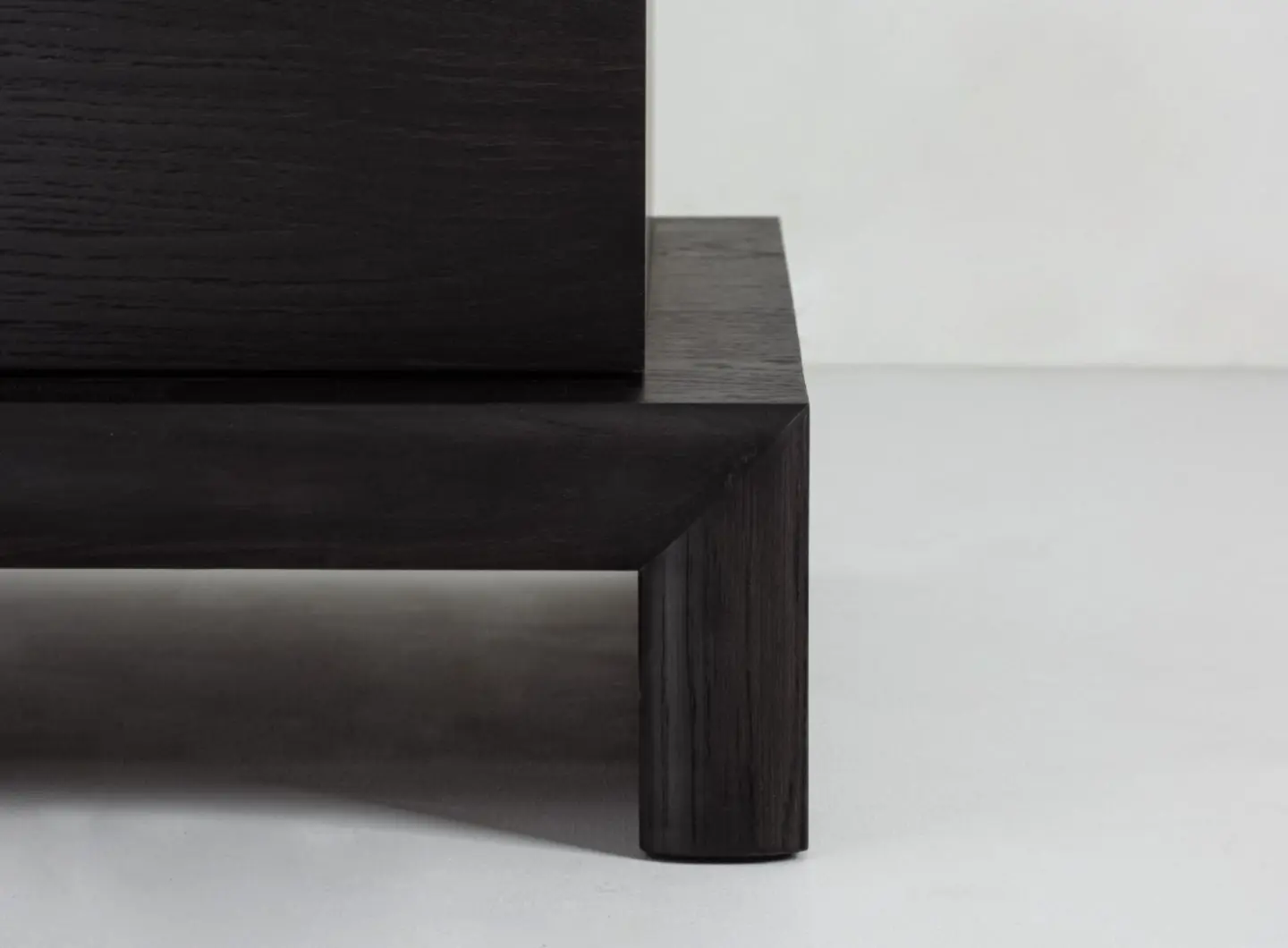 District_Eight___Nen_Dresser_3.jpg