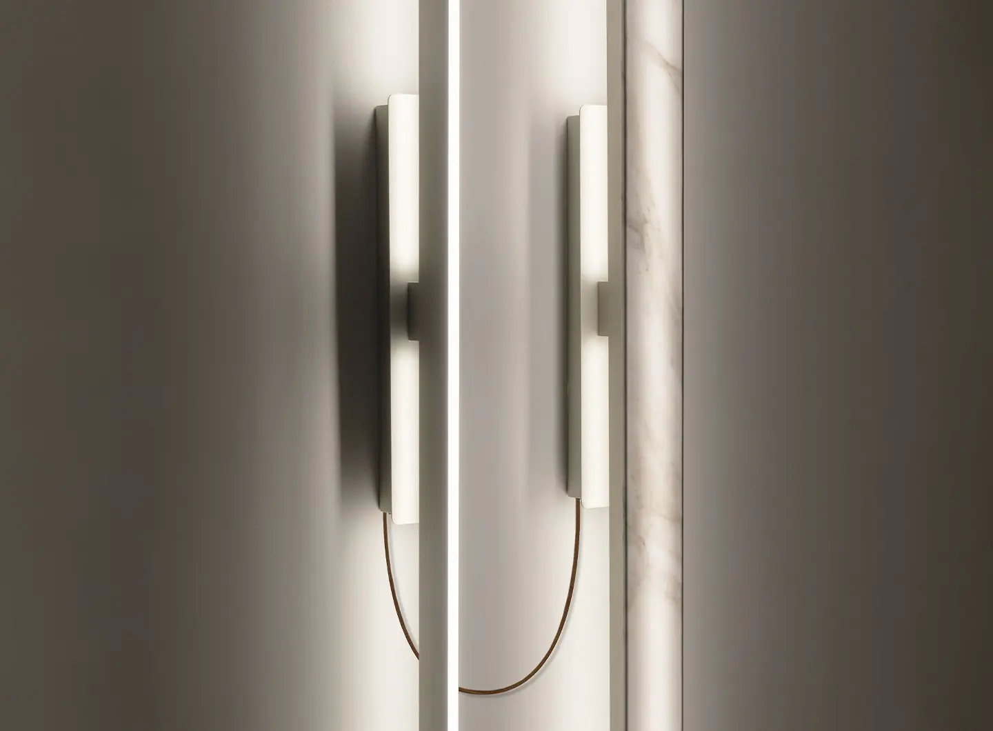 Contardi Lighting_Fly wall