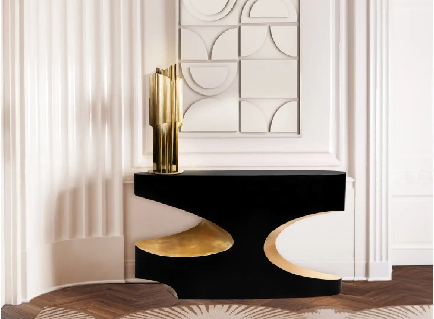 A luxury entrance in the heart of Paris