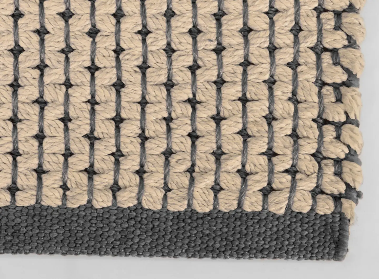 CarpetEdition_Basket_BK04_Detail_1.jpg