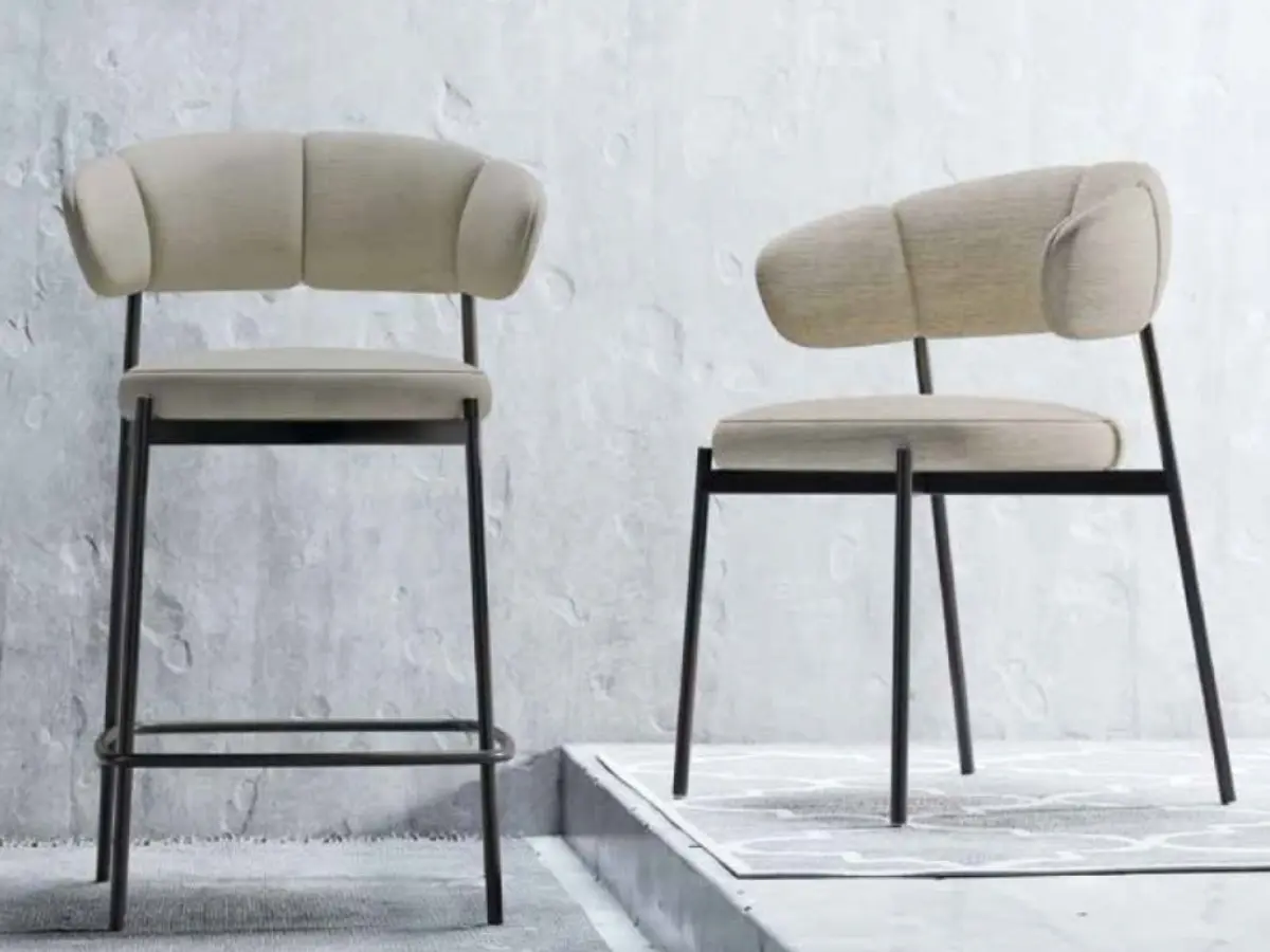 DELI_ARMCHAIR.jpg