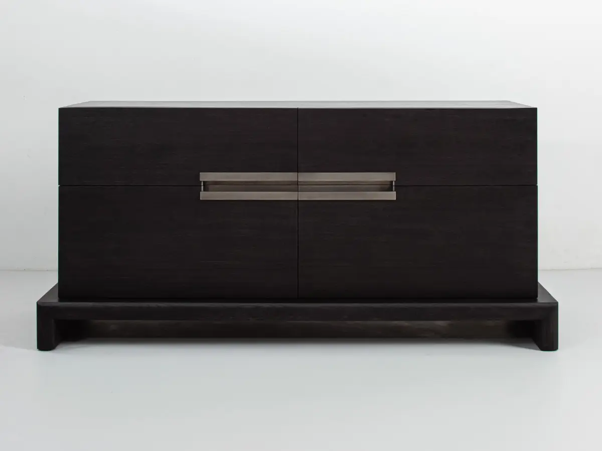 District Eight - Nen Dresser