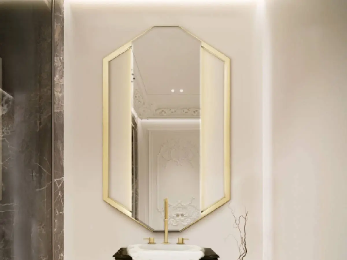 UN LUSSUOSO MIX DI DESIGN CLASSICO E CONTEMPORANEO IN UN BAGNO PER GLI OSPITI