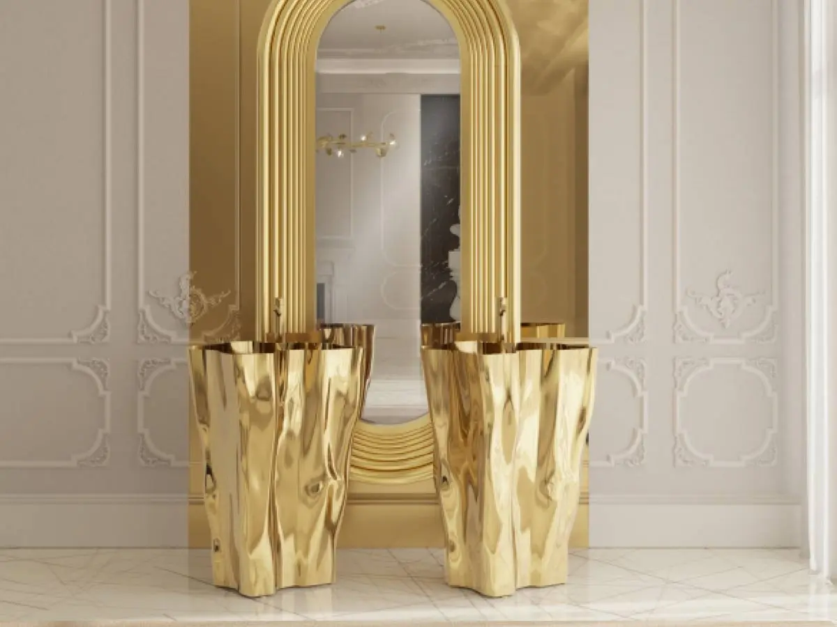 DESIGN DEL BAGNO SERENO E SOFISTICATO CON ACCENTI DORATI
