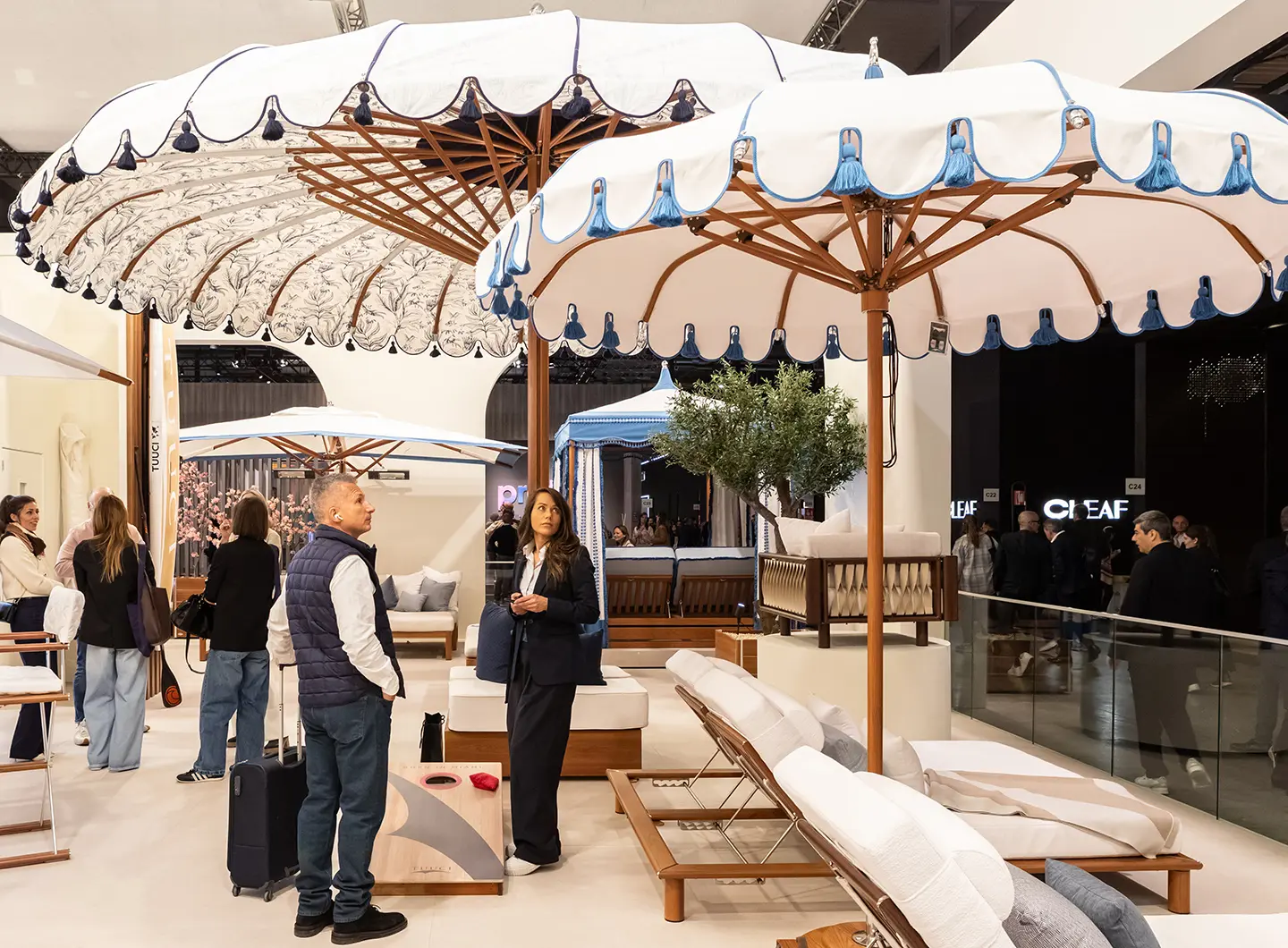 veduta stand Tuuci al Salone del Mobile.MIlano 2025