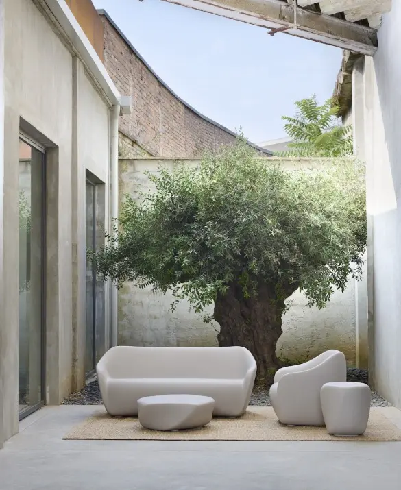 SLIDE - Reborn Sofa