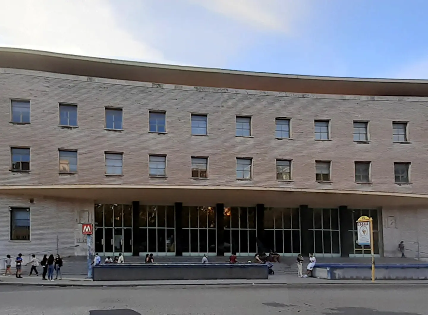 facciata ufficio postale, in piazza Bologna, Roma
