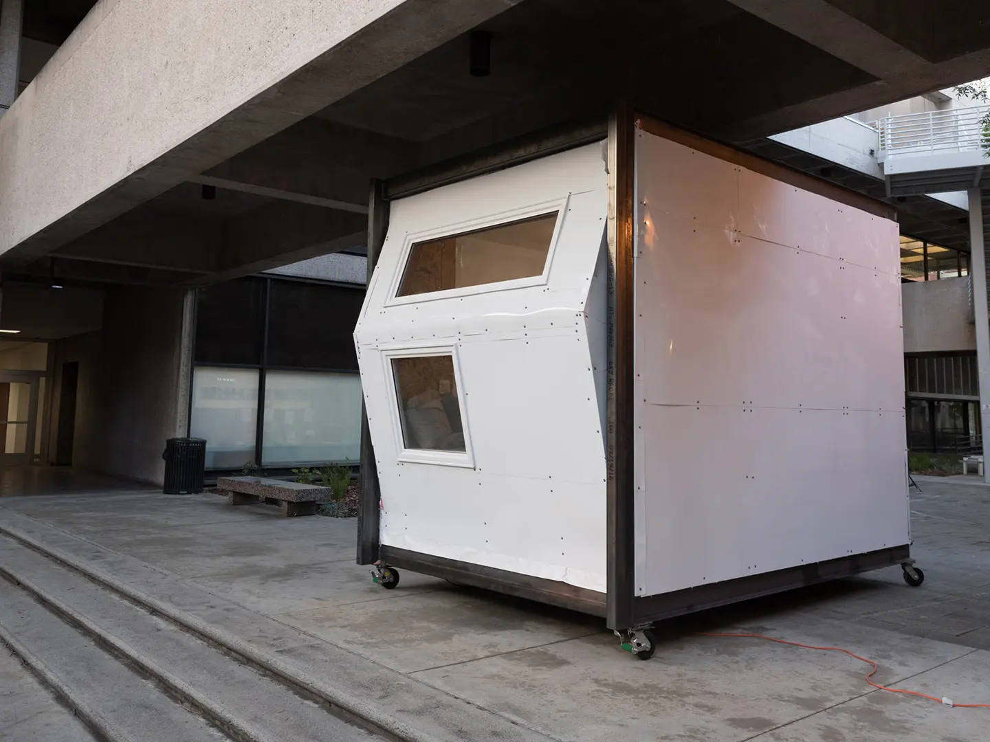 Uno dei temporary shelter progettati dagli studenti della University of Southern California