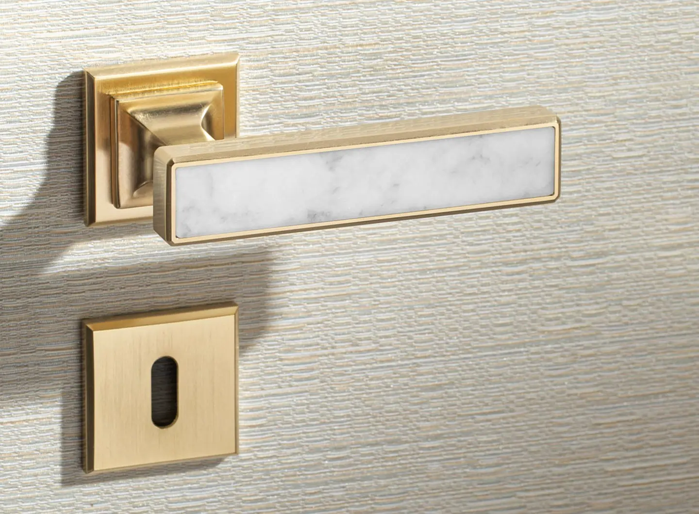 Door handle