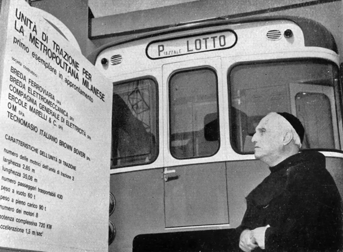 Padre Adler in visita alla Fiera Campionaria di Milano 1962