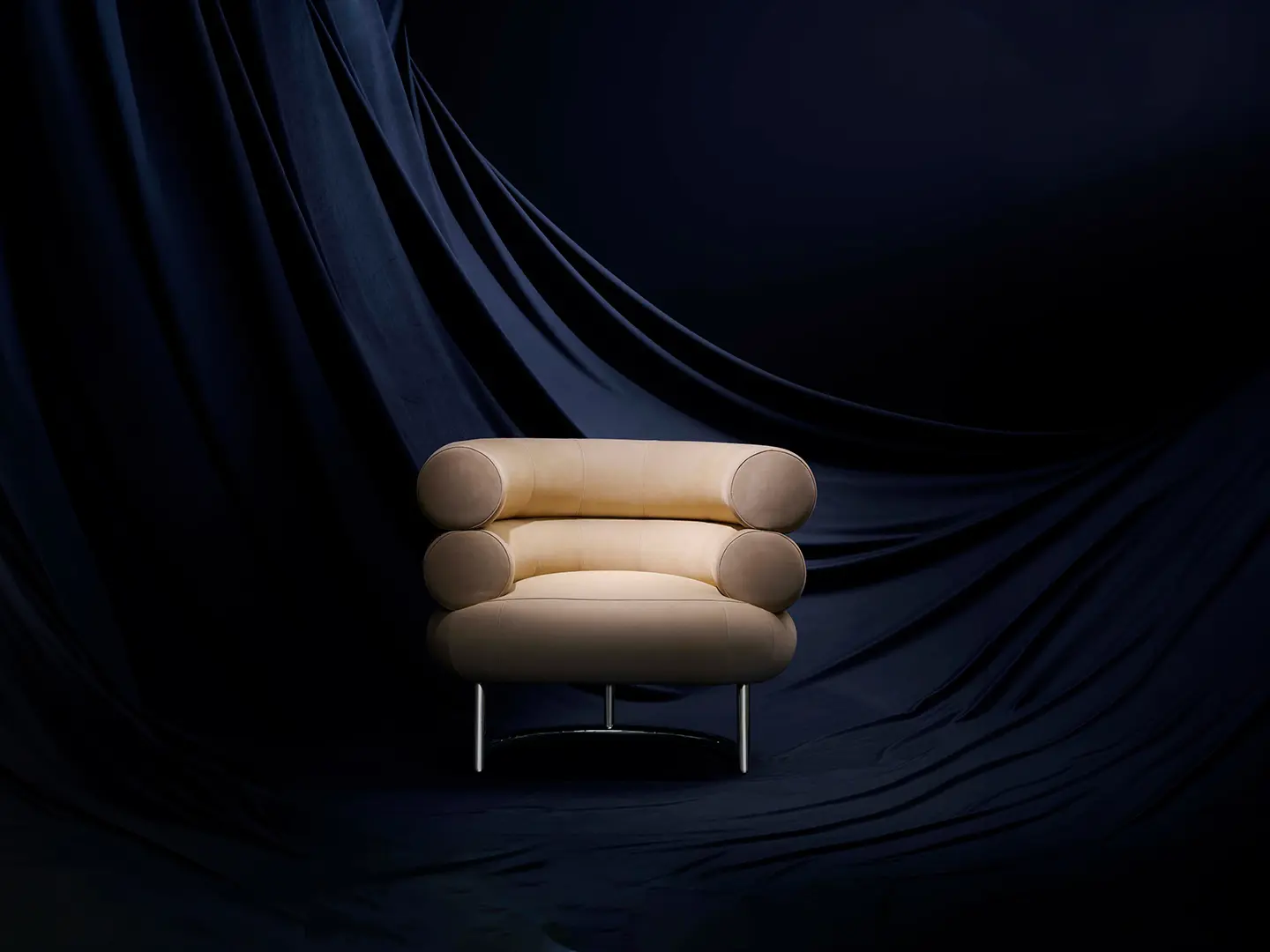 100 anni seduta Bibendum, design Eileen Gray, ClassiCon