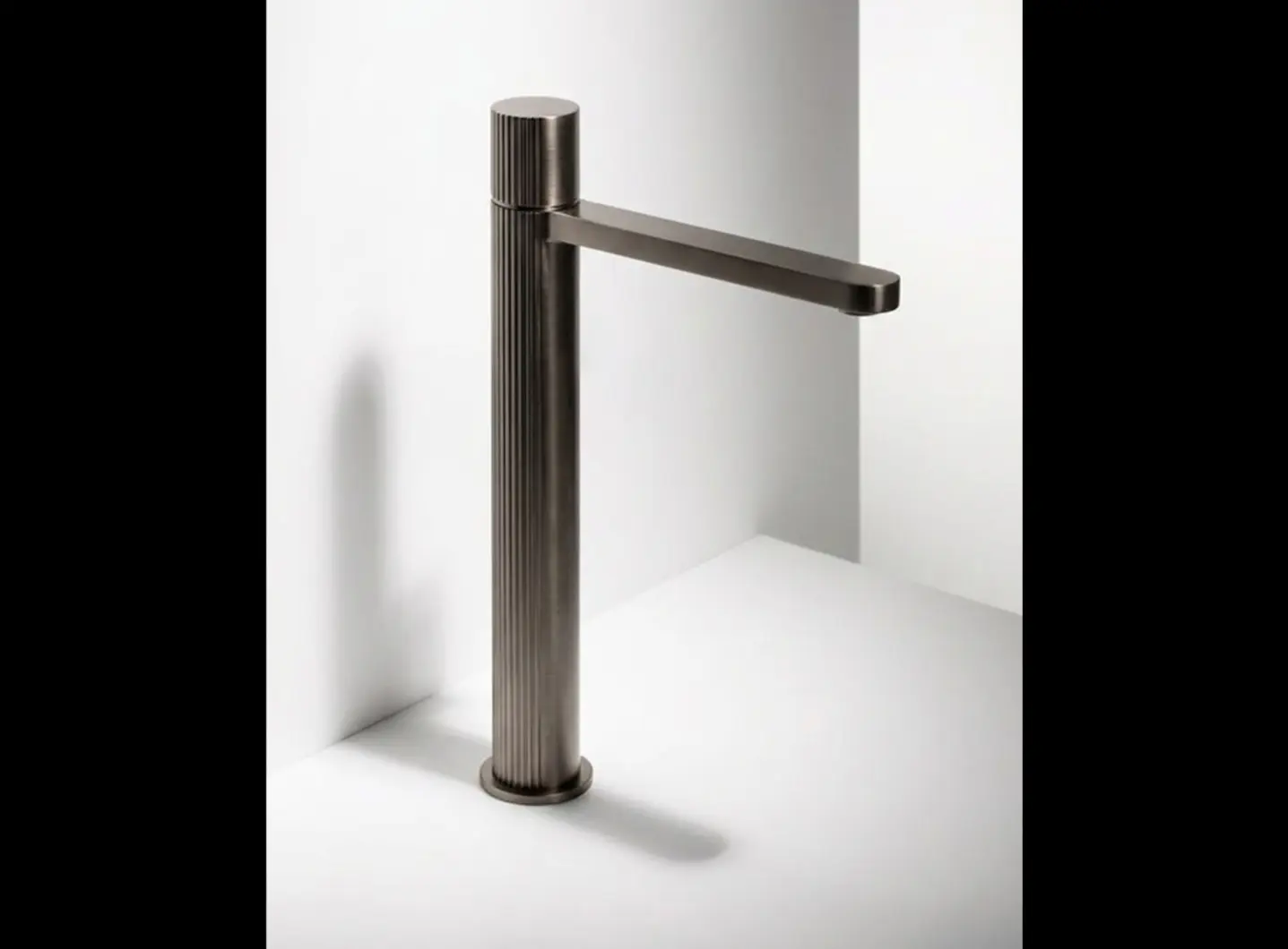 QTIME Miscelatore lavabo monocomando alto