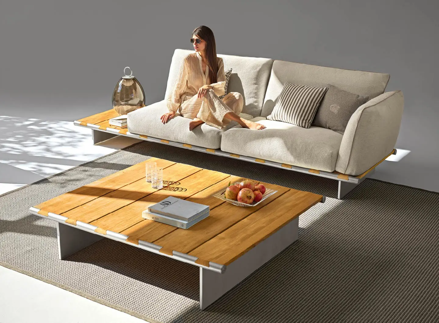 Cocktail_table_sahara4.jpg