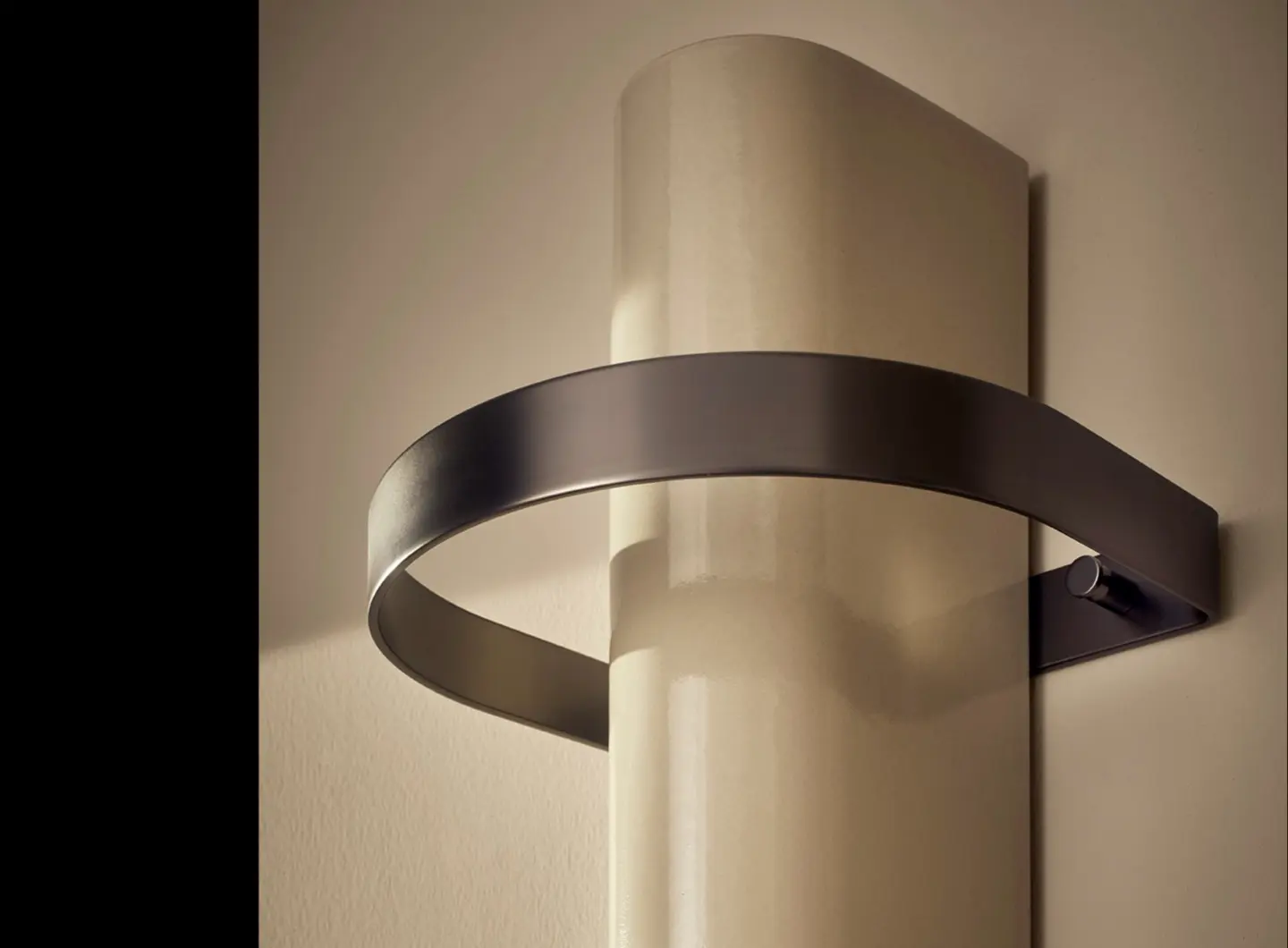 TUBES_Portasalviette_TERRE_Bathroom_Ph_Omar_Sartor._NNO_LRjpg.jpg