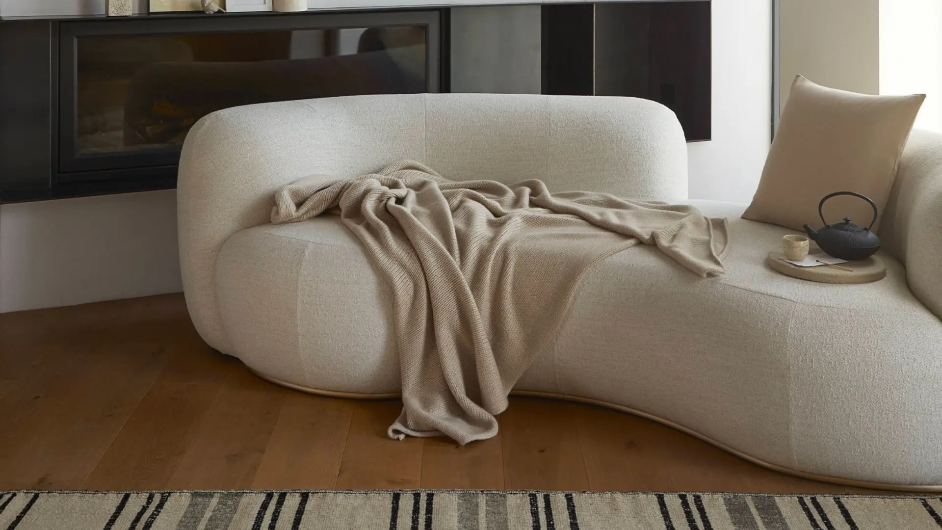 Secolo_TateyamaCloud_Sofa.jpg
